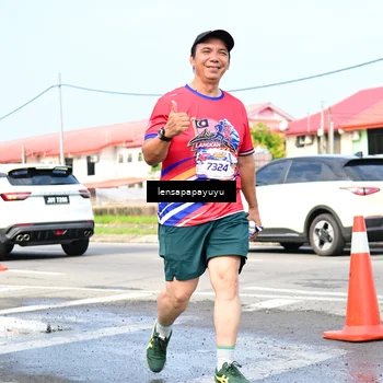 Runner Photo 6018979