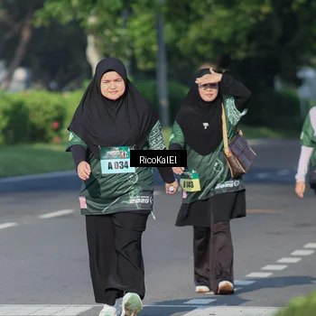 Runner Photo 6018990