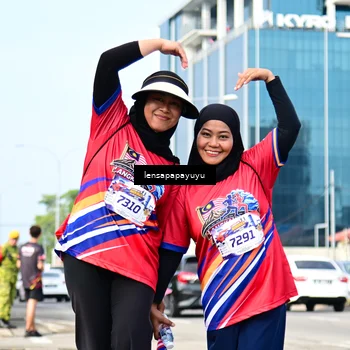 Runner Photo 6018999