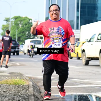 Runner Photo 6019009