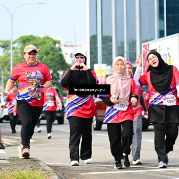 Runner Photo 6019019