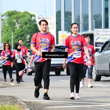 Runner Photo 6019036