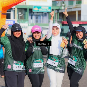 Runner Photo 6019040
