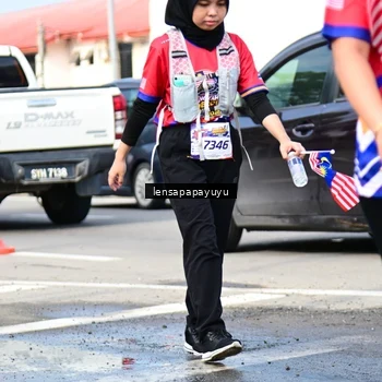 Runner Photo 6019073