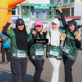 Runner Photo 6019074