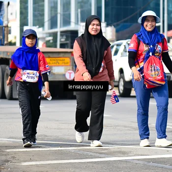 Runner Photo 6019075