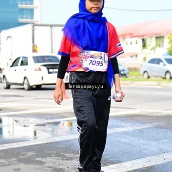 Runner Photo 6019087