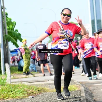 Runner Photo 6019103