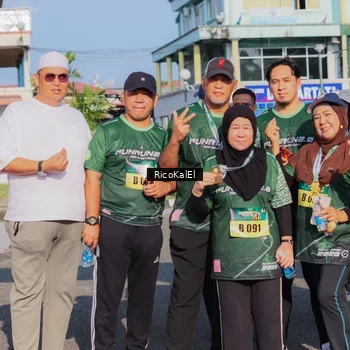Runner Photo 6019118
