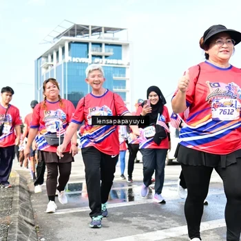 Runner Photo 6019125