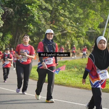 Runner Photo 6019129
