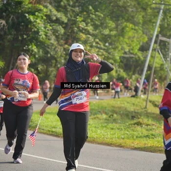 Runner Photo 6019133
