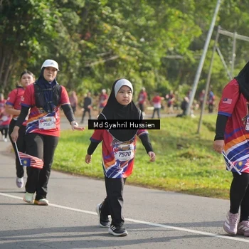 Runner Photo 6019144