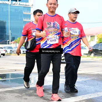 Runner Photo 6019179