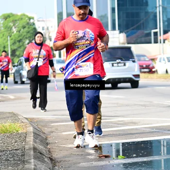 Runner Photo 6019192