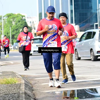 Runner Photo 6019198