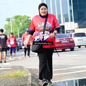 Runner Photo 6019221