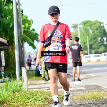 Runner Photo 6019247