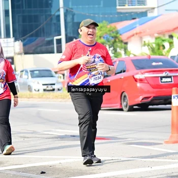 Runner Photo 6019275