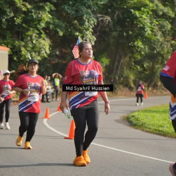 Runner Photo 6019294