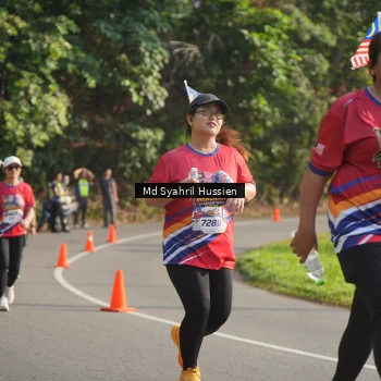 Runner Photo 6019301