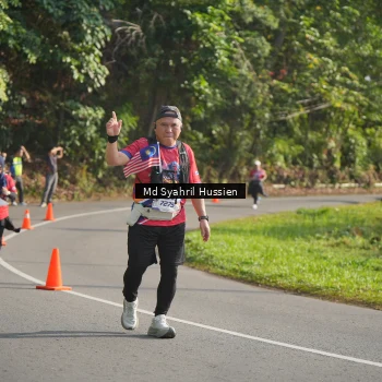 Runner Photo 6019341