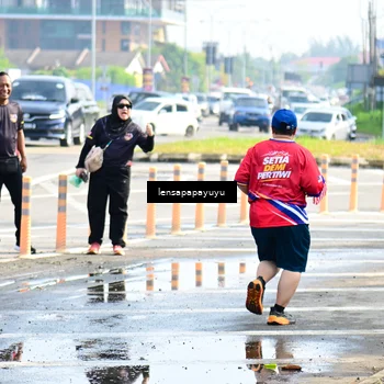 Runner Photo 6019348