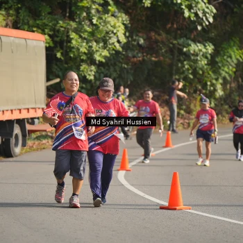 Runner Photo 6019420