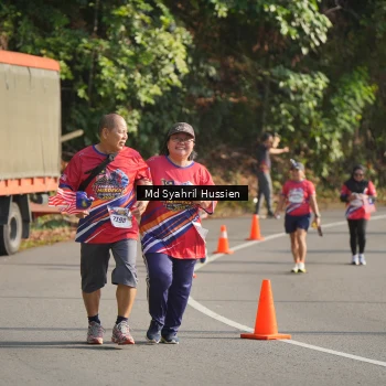 Runner Photo 6019425