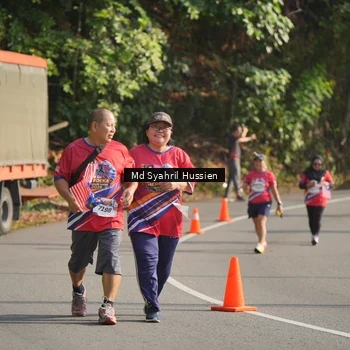 Runner Photo 6019433