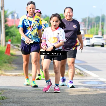 Runner Photo 6019446