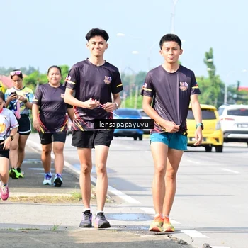 Runner Photo 6019450