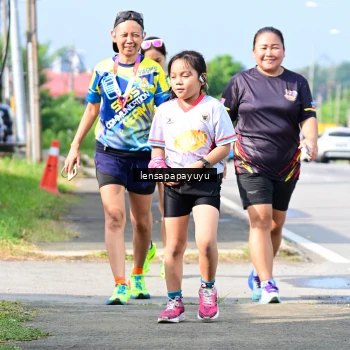 Runner Photo 6019470