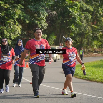 Runner Photo 6019473