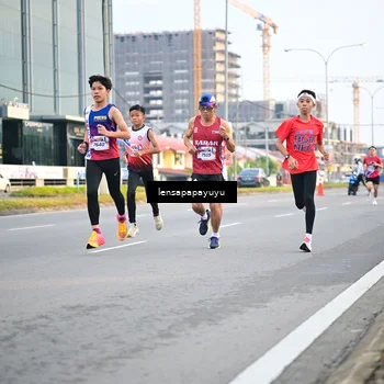 Runner Photo 6019486