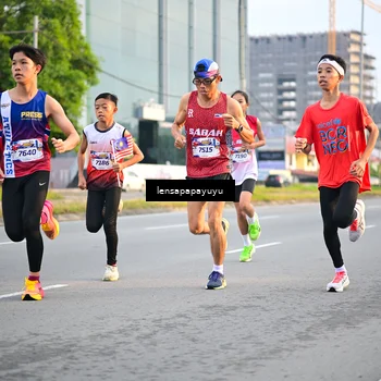 Runner Photo 6019500
