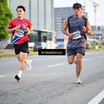 Runner Photo 6019510