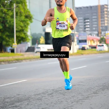 Runner Photo 6019513