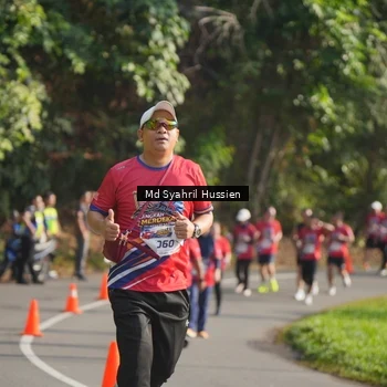 Runner Photo 6019577