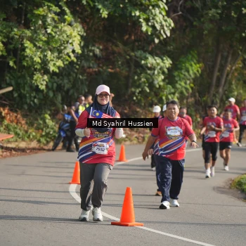 Runner Photo 6019584