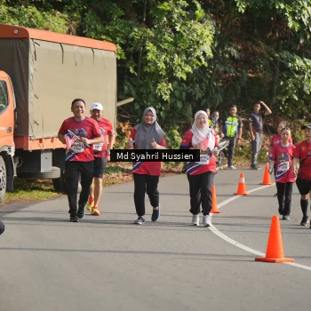 Runner Photo 6019614