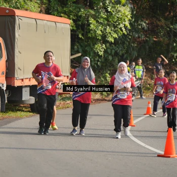 Runner Photo 6019615