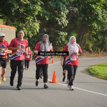 Runner Photo 6019635