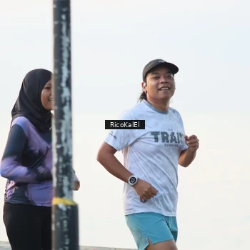 Runner Photo 6019663