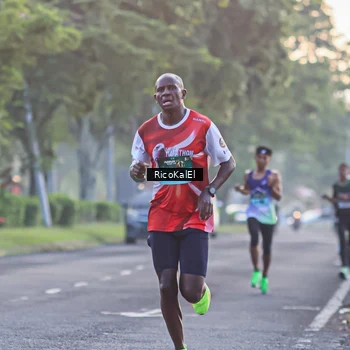 Runner Photo 6019671