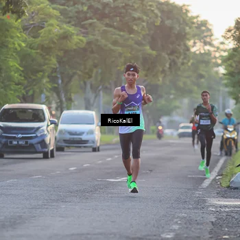 Runner Photo 6019681
