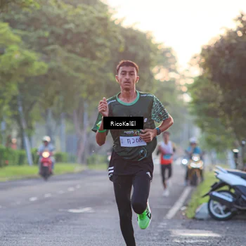 Runner Photo 6019684