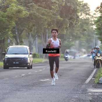 Runner Photo 6019685