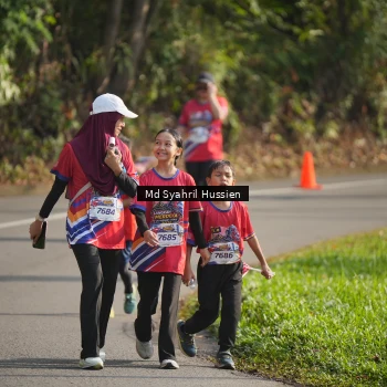 Runner Photo 6019686