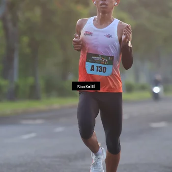 Runner Photo 6019701